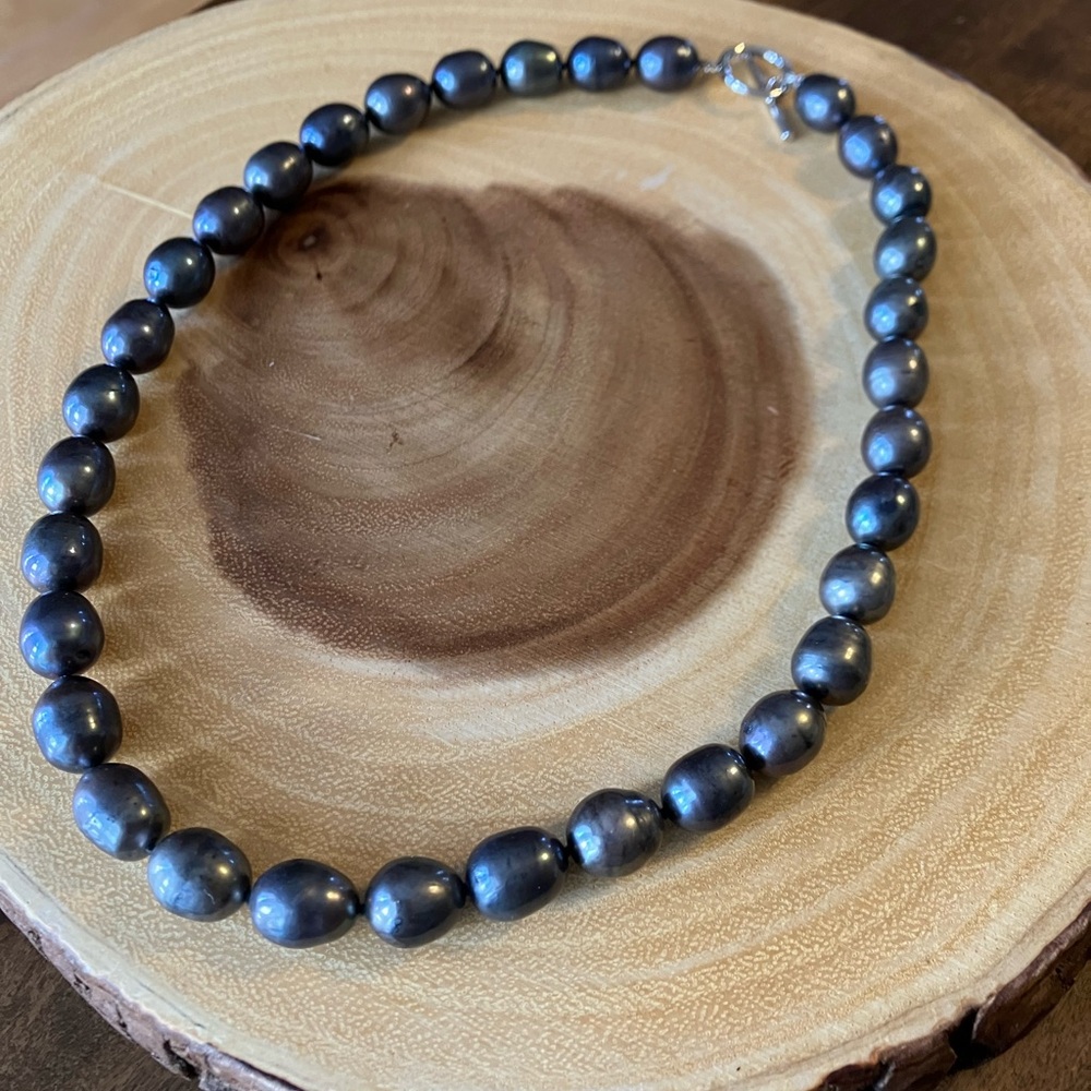 Large 11-12mm dark gray freshwater Pearl Necklace-18 inch statement strand